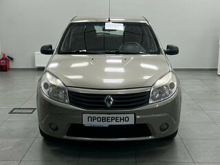 2011 Renault Sandero I, бежевый, 530000 рублей, вид 2