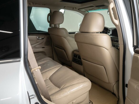 2007 Lexus LX 570 III, белый, 2299000 рублей - вид 10