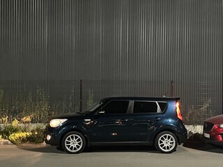 2017 Kia Soul II Рестайлинг, голубой, 1450000 рублей, вид 4