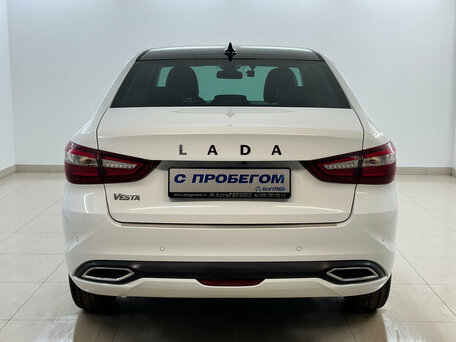 2026 Lada (ВАЗ) Vesta I Рестайлинг (NG), белый, 1815000 рублей, вид 3
