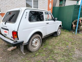 2013 Lada (ВАЗ) 2121 (4x4) I Рестайлинг, белый, 370000 рублей, вид 3