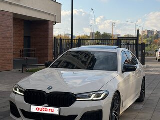 2021 BMW 5 серии 520i VII (G30/G31/G38) Рестайлинг, белый, 4600000 рублей, вид 1