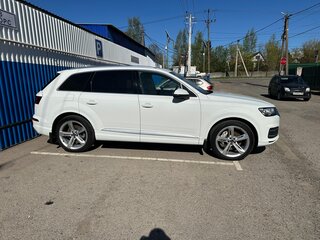 2018 Audi Q7 II (4M), белый, 5500000 рублей, вид 3