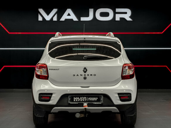 2018 Renault Sandero Stepway II Рестайлинг, белый - вид 5