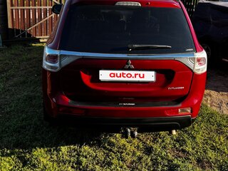 2013 Mitsubishi Outlander III, красный, 1550000 рублей, вид 2