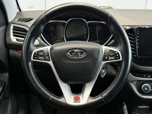2016 Lada (ВАЗ) Vesta I, красный, 750000 рублей - вид 12