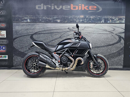 2015 Ducati Diavel, чёрный, 989000 рублей, вид 1