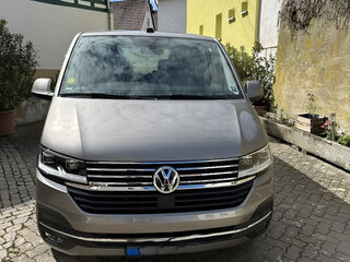 2023 Volkswagen Multivan T6 Рестайлинг, серебристый, 5540000 рублей, вид 2