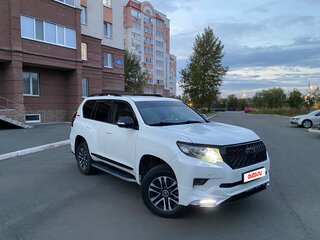 2011 Toyota Land Cruiser Prado 150 Series, белый, 3300000 рублей, вид 2