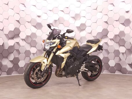 2013 Suzuki GSR 750, золотистый, 627000 рублей, вид 2