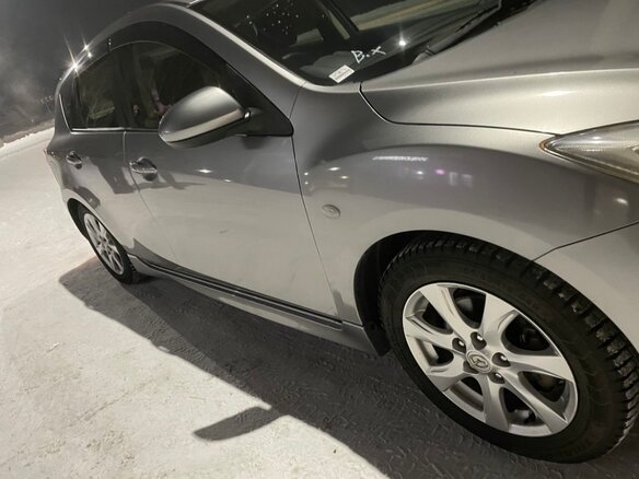 2010 Mazda Axela II, серебристый, 1000000 рублей - вид 4