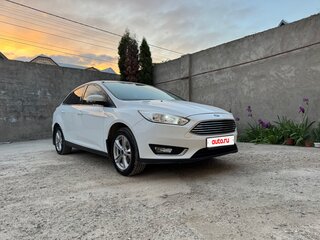 2016 Ford Focus III Рестайлинг, белый, 990000 рублей, вид 3