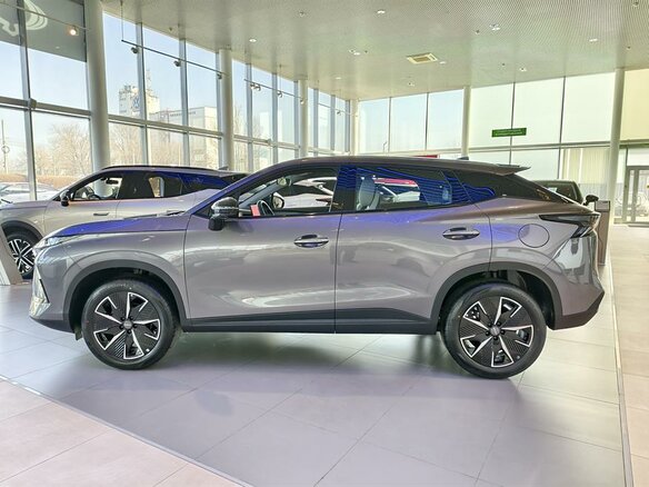 2026 Omoda C5 II, серебристый, 2603000 рублей - вид 9