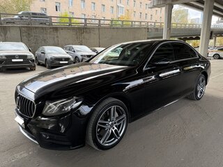 2020 Mercedes-Benz E-Класс 220 d V (W213, S213, C238) Рестайлинг, чёрный, 3200000 рублей, вид 2