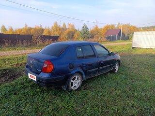 2004 Renault Symbol I Рестайлинг, синий, 220000 рублей, вид 3