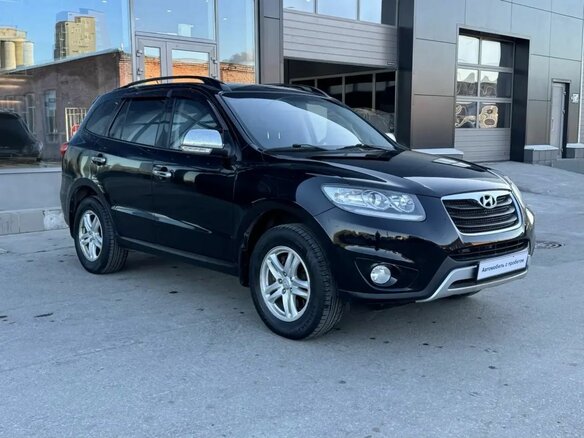 2011 Hyundai Santa Fe II Рестайлинг, чёрный - вид 2