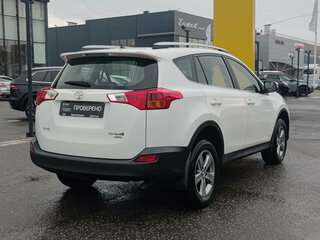 2014 Toyota RAV4 IV (XA40), белый, 2050000 рублей, вид 5