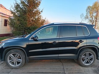 2010 Volkswagen Tiguan I, чёрный, 850000 рублей, вид 4
