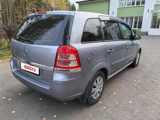 2009 Opel Zafira B Рестайлинг, серебристый, 500000 рублей, вид 4