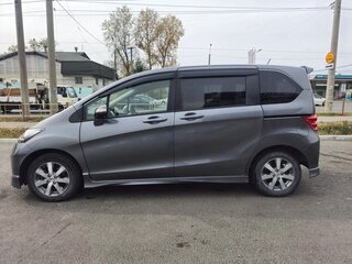 2010 Honda Freed I, серый, 845000 рублей, вид 4