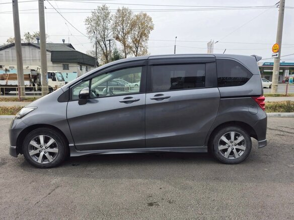 2010 Honda Freed I, серый, 815000 рублей - вид 3