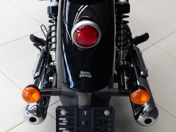 2026 Royal Enfield Super Meteor, серебристый, 773000 рублей - вид 13