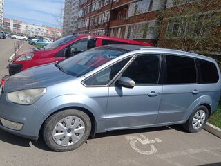 2006 Ford Galaxy II, серый, 750000 рублей, вид 3