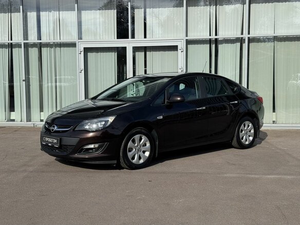 2013 Opel Astra J Рестайлинг, коричневый