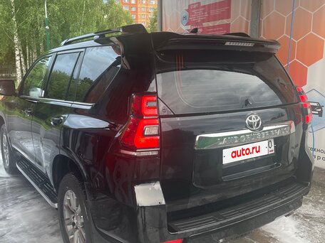 2019 Toyota Land Cruiser Prado 150 Series Рестайлинг 2, чёрный, 6500000 рублей, вид 4