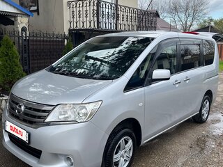 2013 Nissan Serena IV (C26), серебристый, 1270000 рублей, вид 1