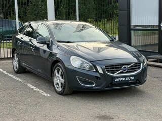 Volvo V60 I