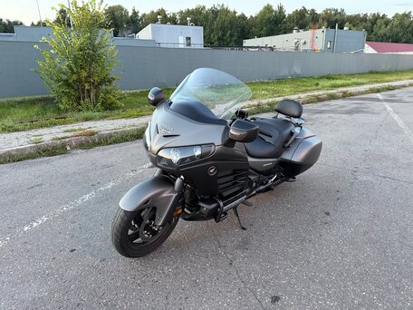 2015 Honda GL 1800 Gold Wing, серый, 1600000 рублей, вид 1