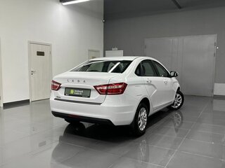 2021 Lada (ВАЗ) Vesta I, белый, 1240000 рублей, вид 2