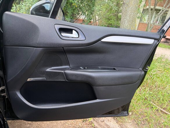 2012 Citroen C4 II, чёрный, 610000 рублей - вид 9