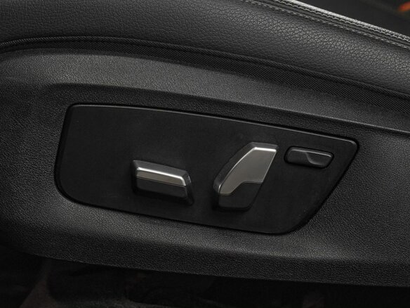 2019 BMW 5 серии 530i xDrive VII (G30/G31/G38), серый, 3299000 рублей - вид 16