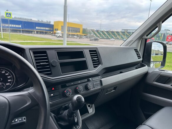 2019 Volkswagen Crafter, белый, 3100000 рублей - вид 11