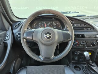 2011 Chevrolet Niva I Рестайлинг, коричневый, 440000 рублей, вид 5