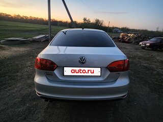 2013 Volkswagen Jetta VI, серебристый, 1050000 рублей, вид 4