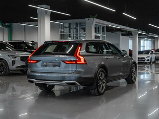 2019 Volvo V90 Cross Country I, серебристый, 3370000 рублей, вид 5