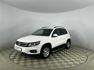 2012 Volkswagen Tiguan I Рестайлинг, белый, 1240000 рублей, вид 1