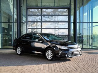 2015 Toyota Camry VII (XV50) Рестайлинг, чёрный, 1899999 рублей, вид 1