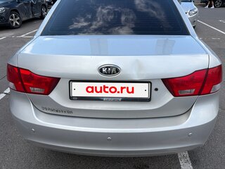 2010 Kia Magentis II Рестайлинг, серебристый, 490000 рублей, вид 3