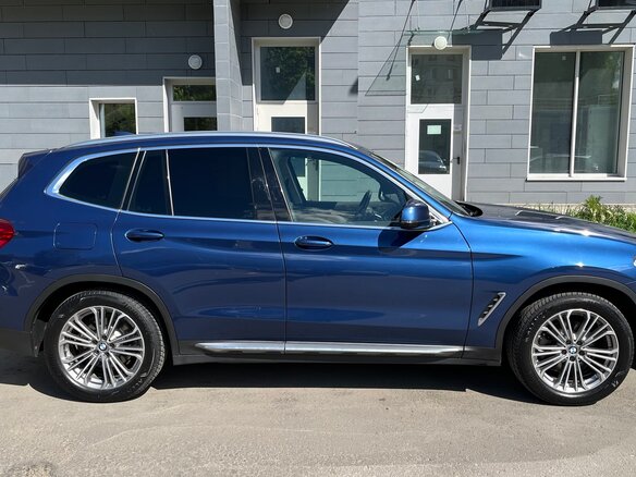 2019 BMW X3 20i xDrive III (G01), синий, 3500000 рублей - вид 5