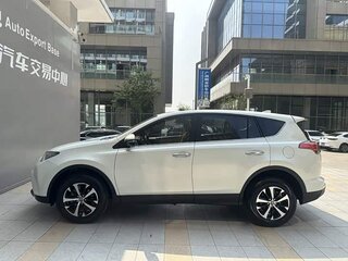 2019 Toyota RAV4 V (XA50), белый, 1988000 рублей, вид 5