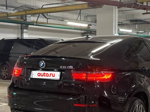 2013 BMW X6 M I (E71) Рестайлинг, чёрный, 2200000 рублей - вид 12