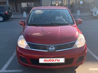 2013 Nissan Tiida I Рестайлинг, красный, 990000 рублей, вид 2