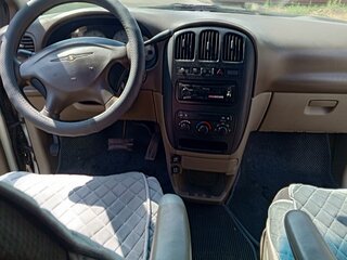 2001 Chrysler Voyager IV, серебристый, 499000 рублей, вид 5