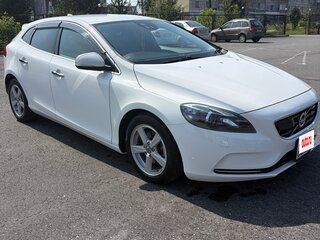2014 Volvo V40 II, белый, 1100000 рублей, вид 2