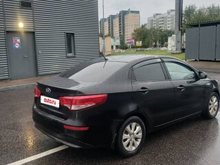 2016 Kia Rio III Рестайлинг, чёрный, 570000 рублей, вид 4