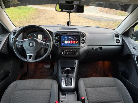2011 Volkswagen Tiguan I Рестайлинг, чёрный, 1550000 рублей - вид 8
